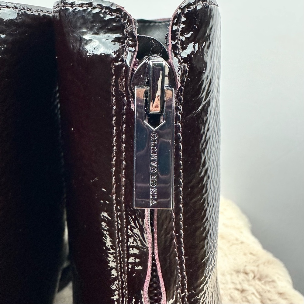 VINCE CAMUTO Women Ankle Bootie Square Toe Stacked Heel Boot Dark Red Wine - Picture 9 of 11